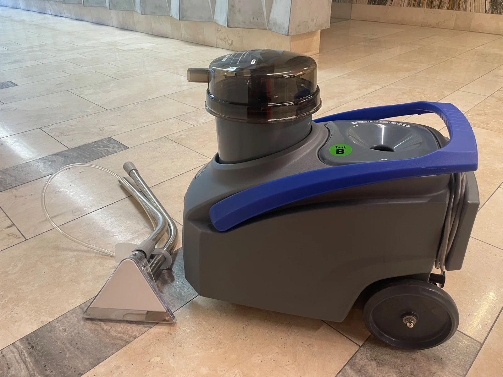 Britex carpet cleaner with upholstery attachments