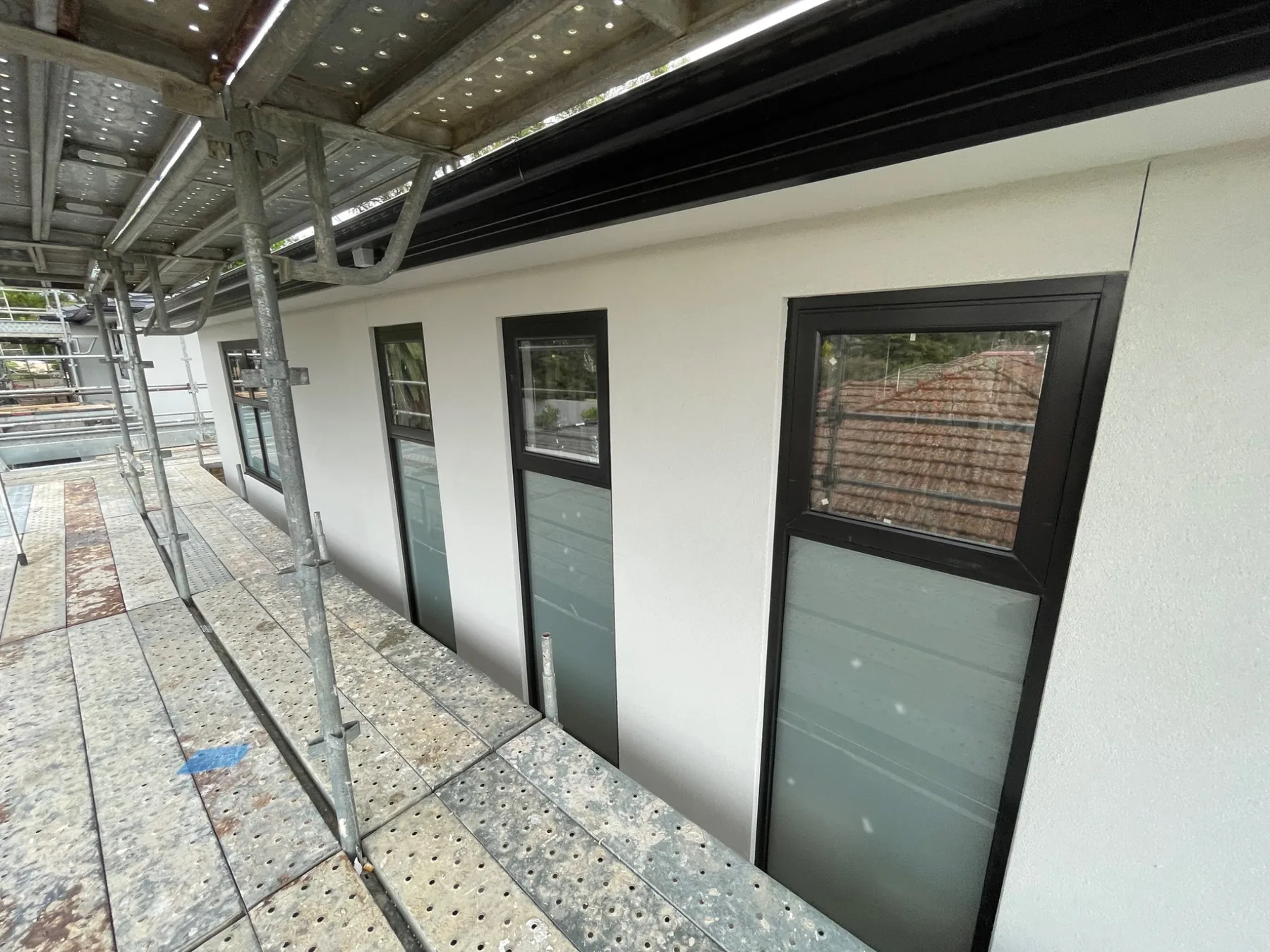 Multiple windows on a new build property