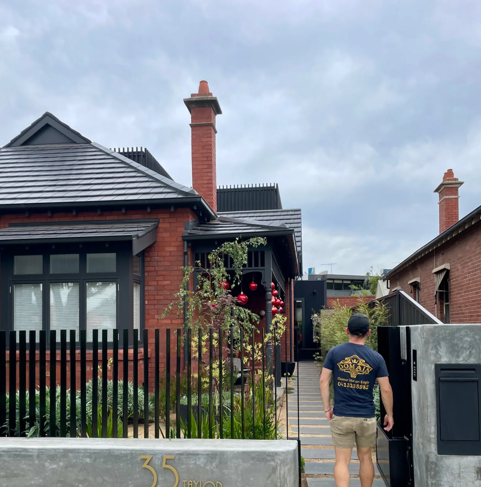 Domain Services CL attending a residential property